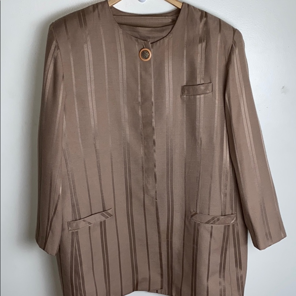 Chad Stevens tan skirt and jacket set suit size 26W